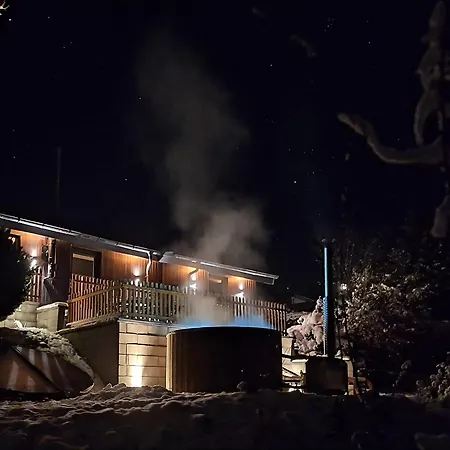 1000 Berge Kamin & Whirlpool